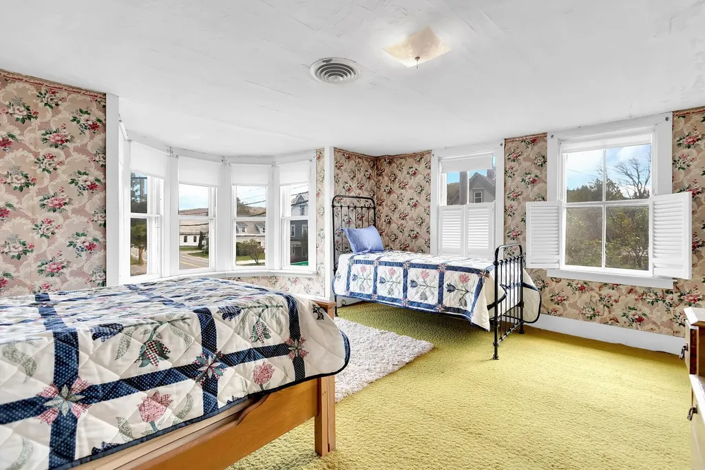 761 Main Street Cavendish VT 05142
