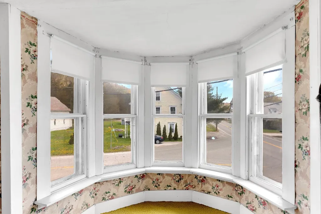 761 Main Street Cavendish VT 05142