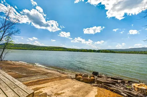 4362 Lake Street Bridport VT 05734