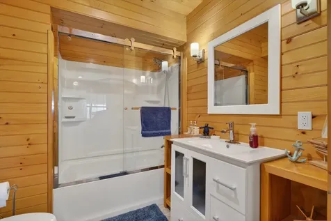 4362 Lake Street Bridport VT 05734