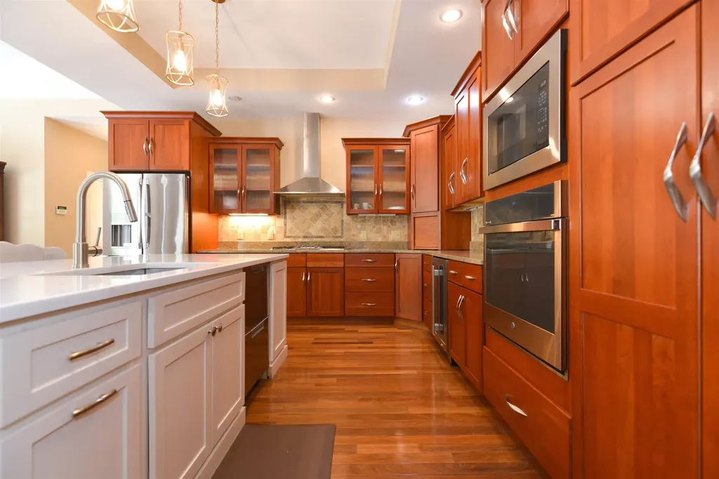 18 Winslow Drive Atkinson NH 03811