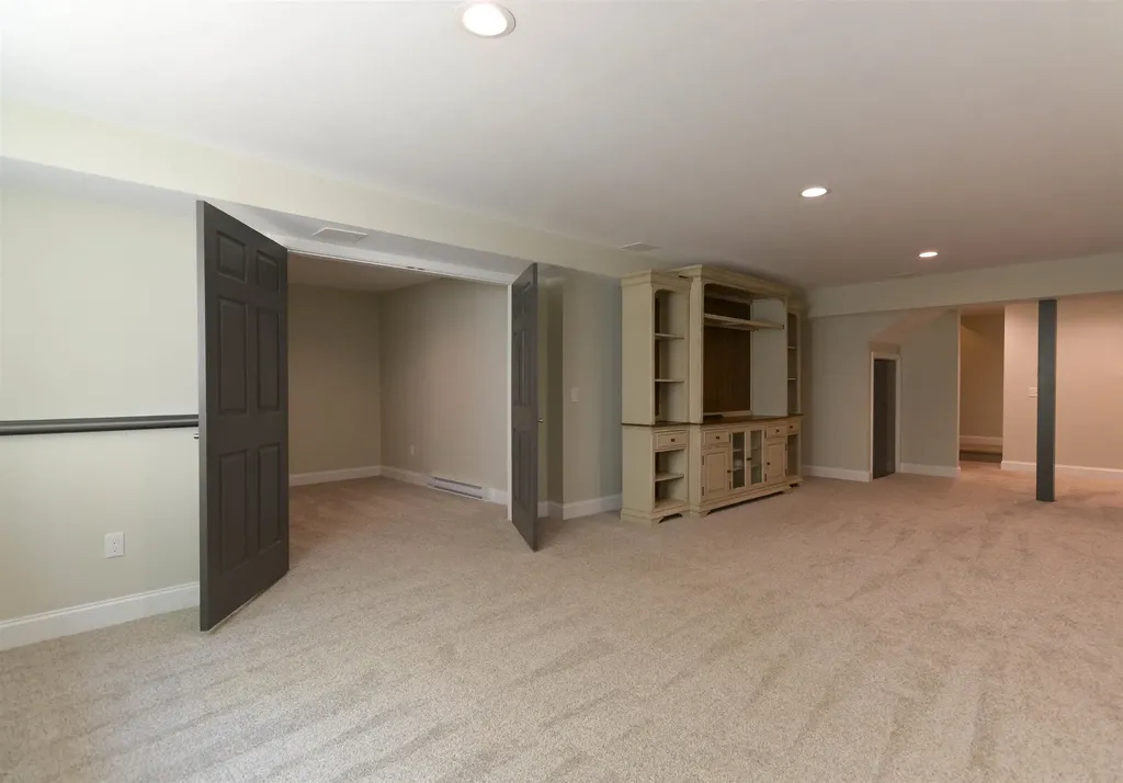18 Winslow Drive Atkinson NH 03811