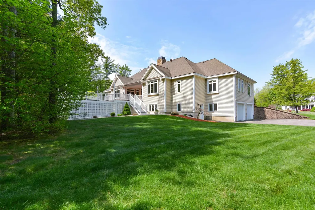 18 Winslow Drive Atkinson NH 03811