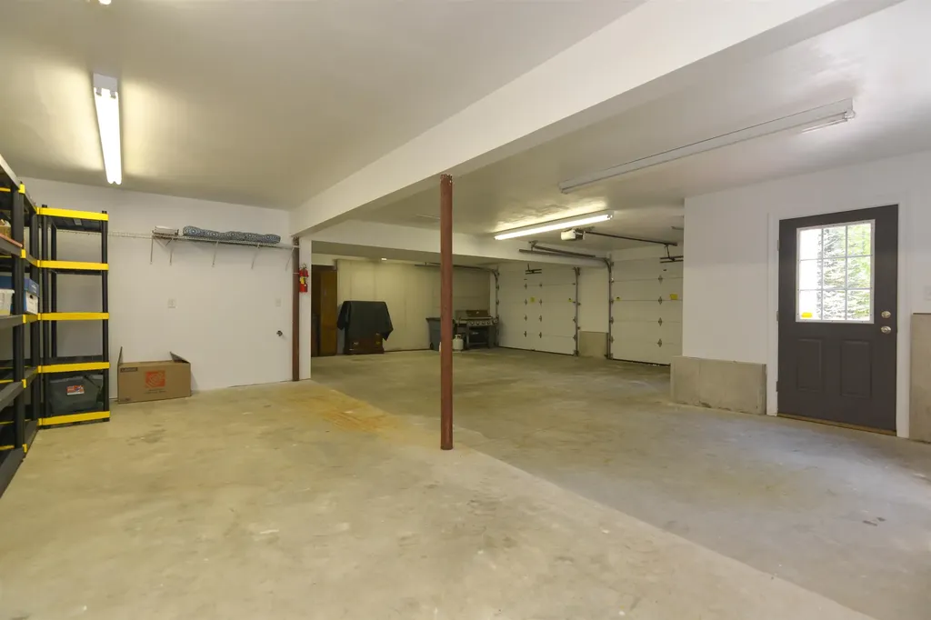 18 Winslow Drive Atkinson NH 03811