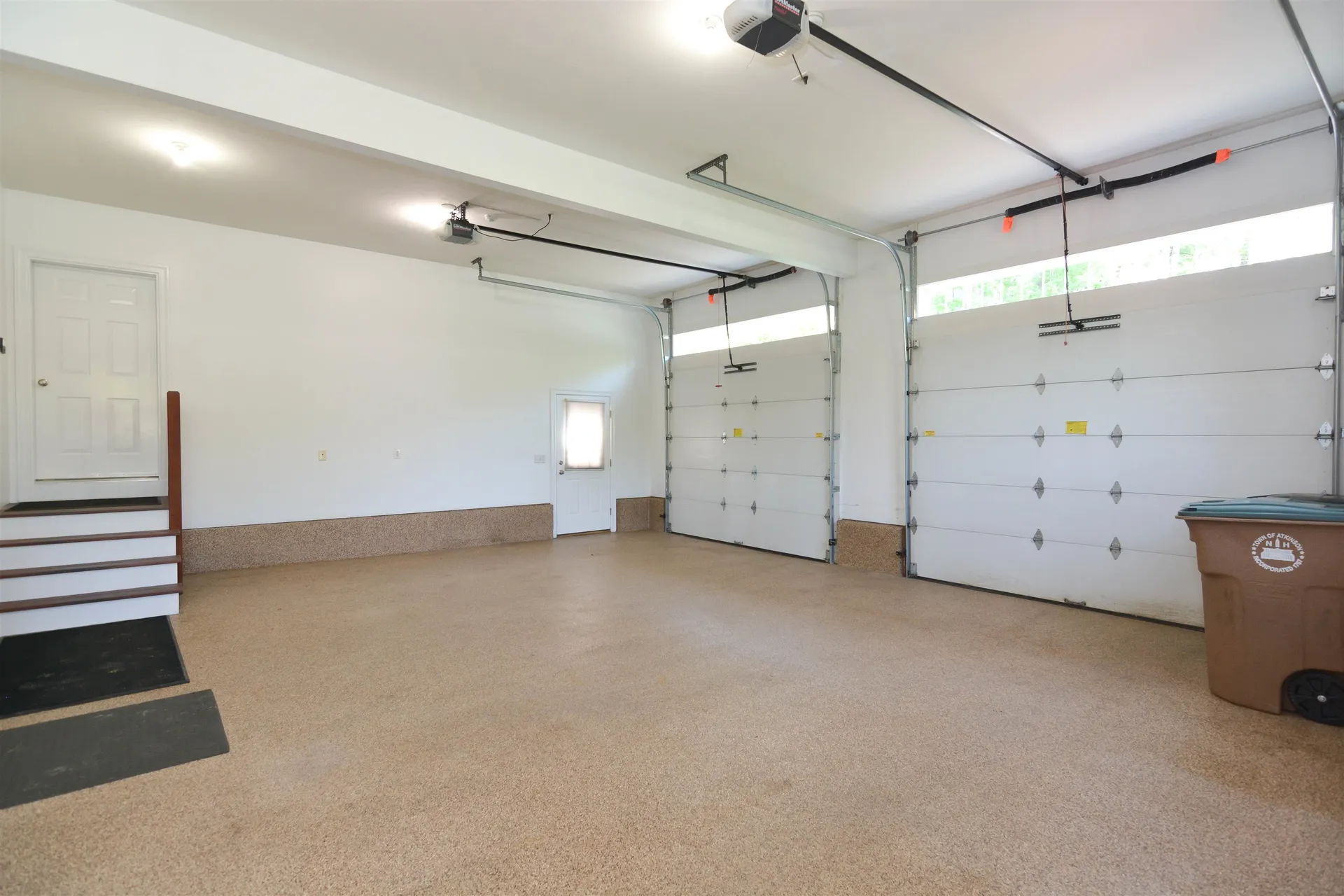 18 Winslow Drive Atkinson NH 03811