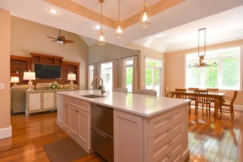 18 Winslow Drive Atkinson NH 03811