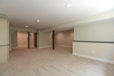 18 Winslow Drive Atkinson NH 03811