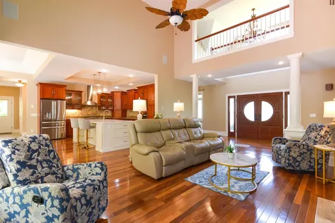 18 Winslow Drive Atkinson NH 03811
