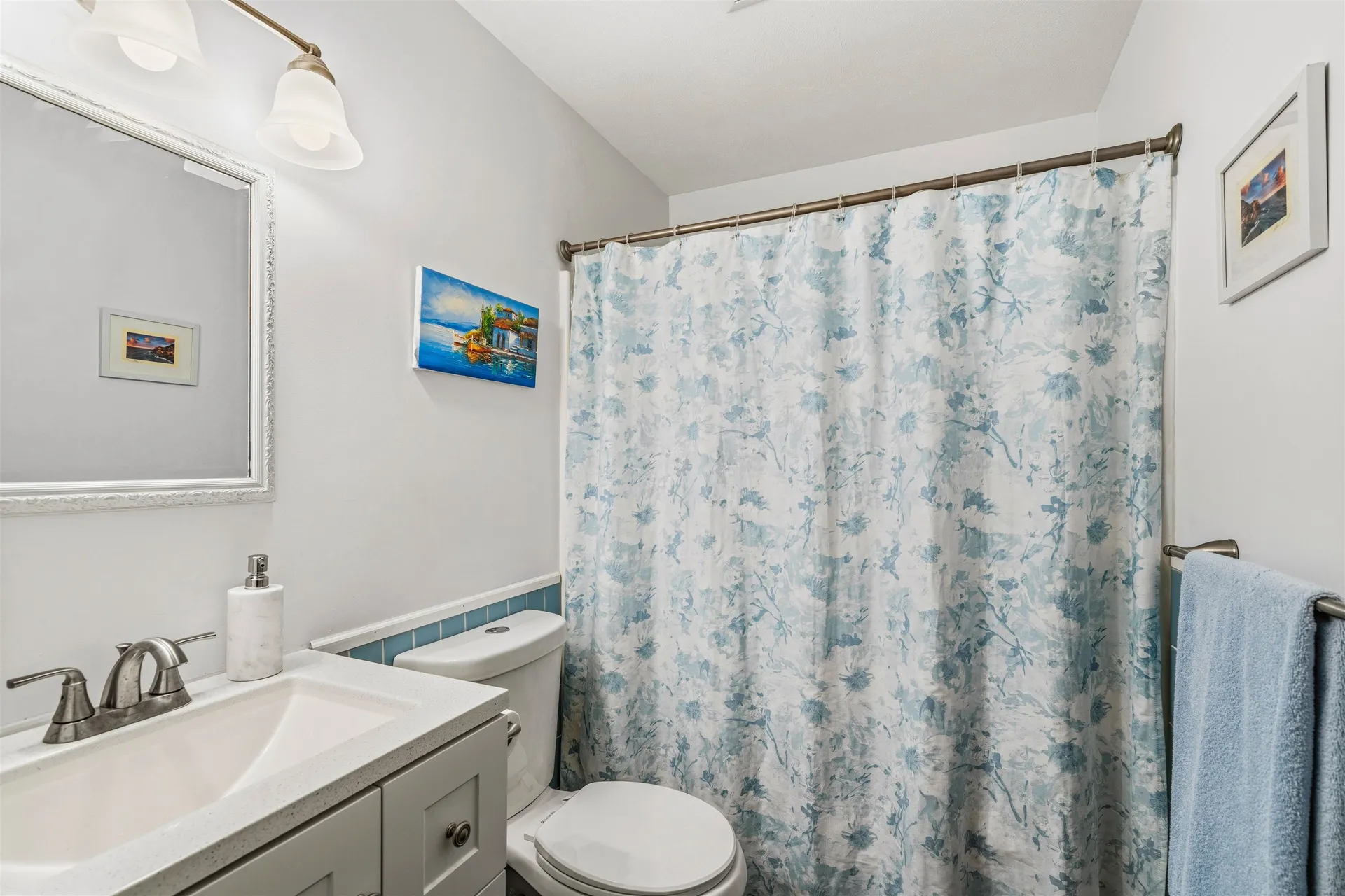 137 Wedgewood Lane Manchester NH 03109