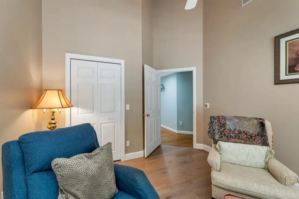32 Drakes Landing Hampton NH 03842