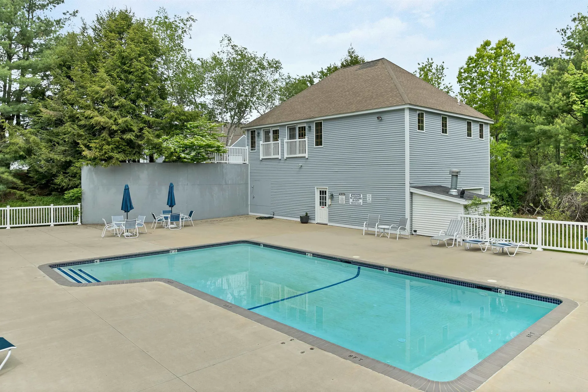 32 Drakes Landing Hampton NH 03842
