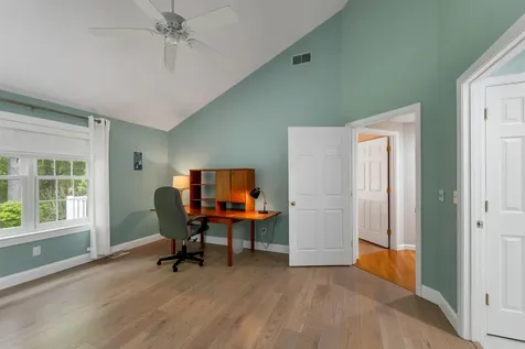 32 Drakes Landing Hampton NH 03842