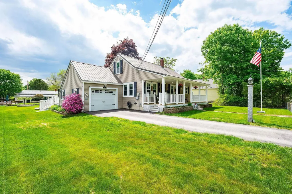 25 Adams Avenue Rochester NH 03867