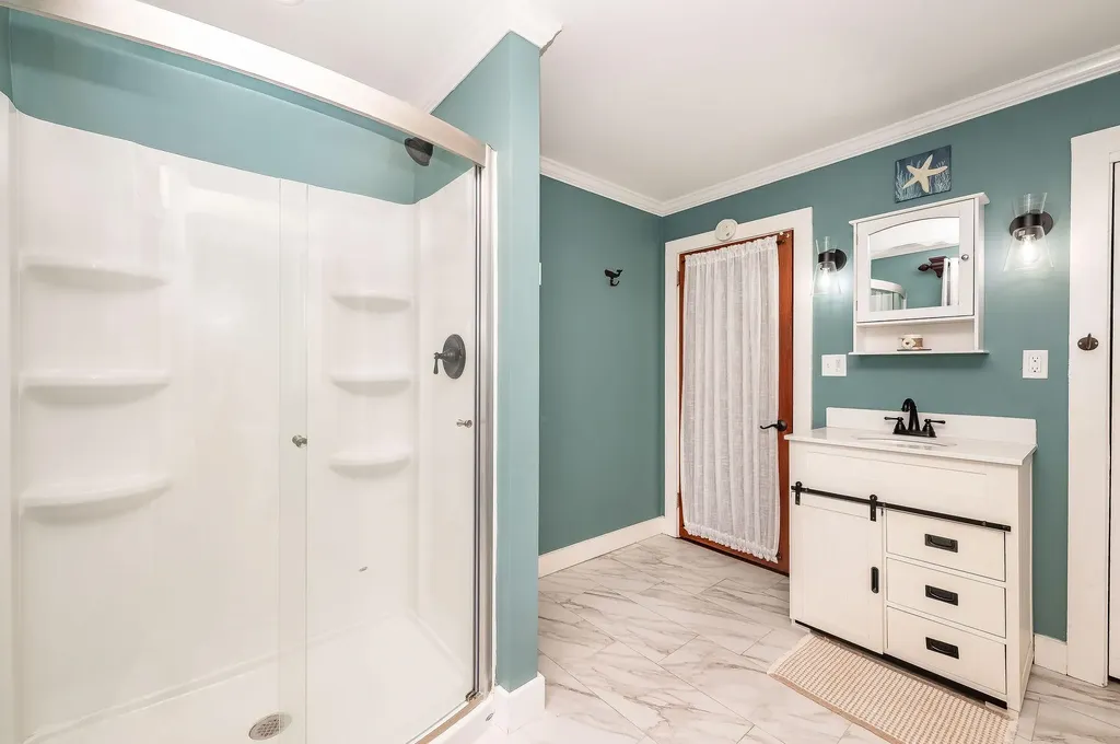 25 Adams Avenue Rochester NH 03867