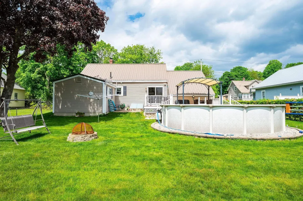 25 Adams Avenue Rochester NH 03867