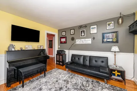 25 Adams Avenue Rochester NH 03867
