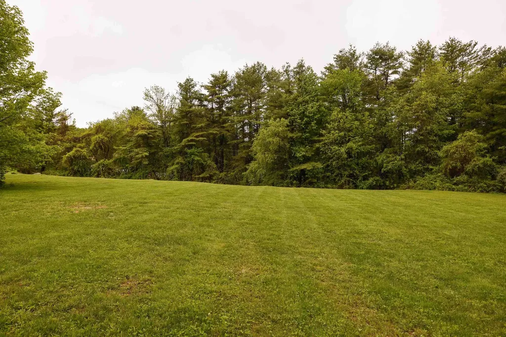 00 Skyview Circle Meredith NH 03253-5204