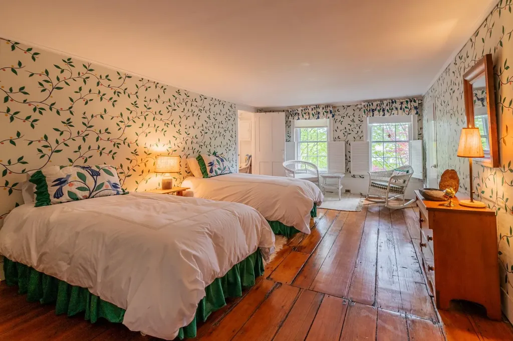 3373 Main Street Manchester VT 05254