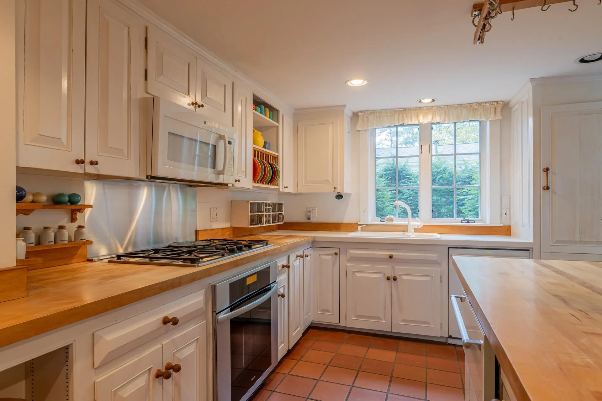 3373 Main Street Manchester VT 05254