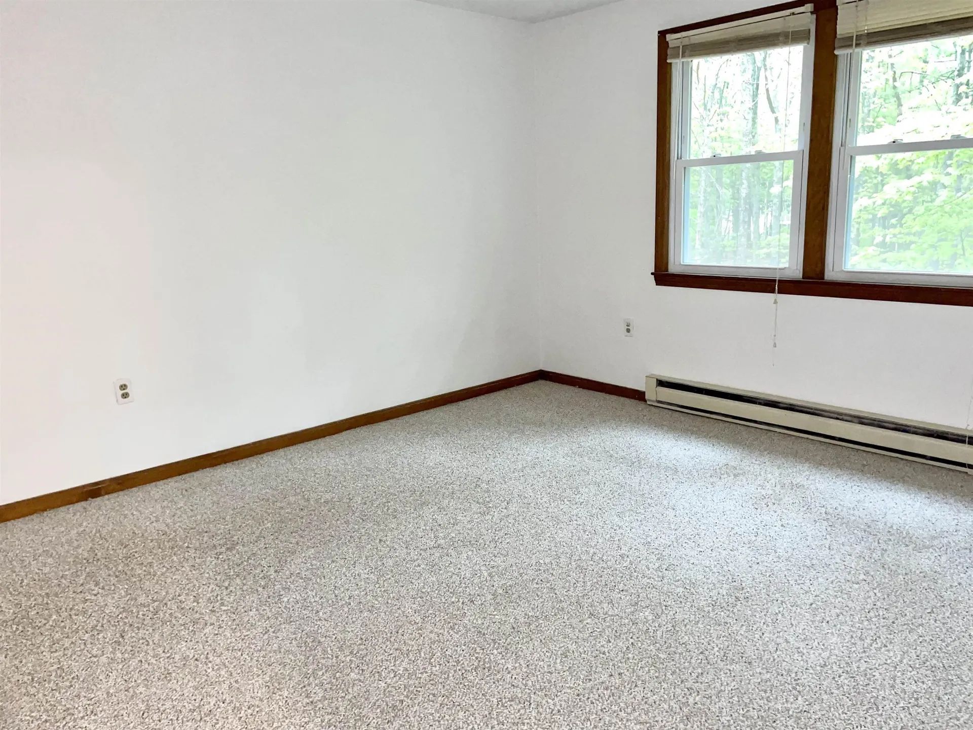 30 Emerald Drive Derry NH 03038