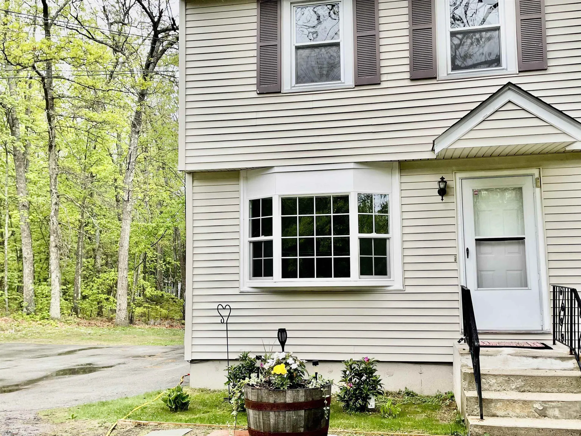 30 Emerald Drive Derry NH 03038