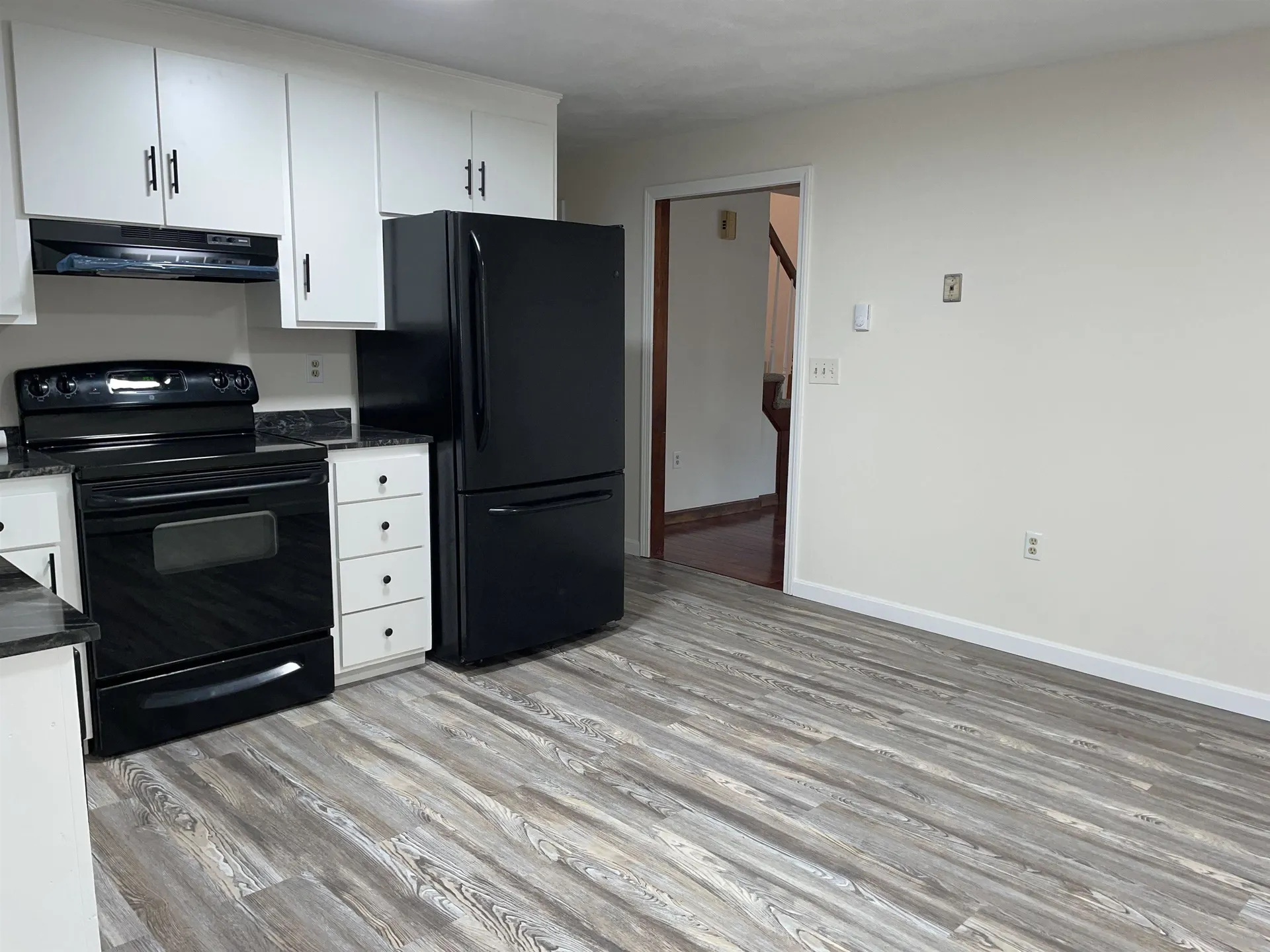 30 Emerald Drive Derry NH 03038