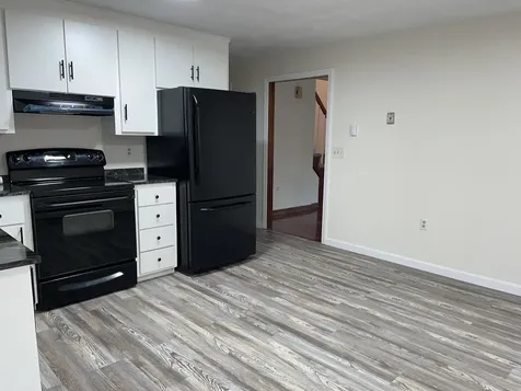 30 Emerald Drive Derry NH 03038