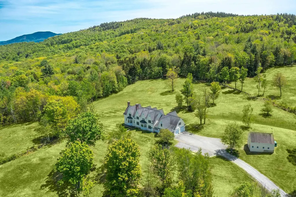 1702 North Puckerbrush Road Reading VT 05062