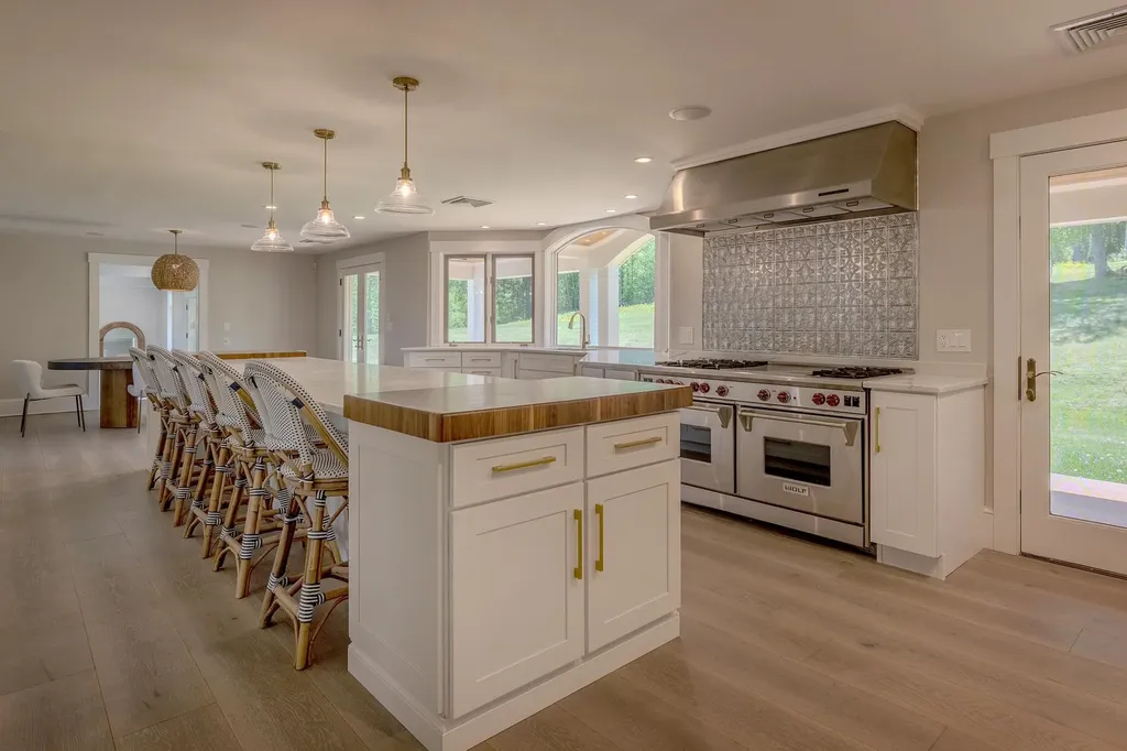 1702 North Puckerbrush Road Reading VT 05062