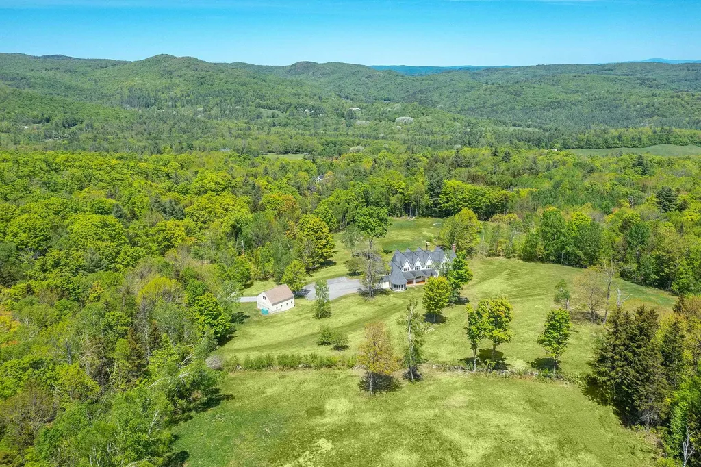 1702 North Puckerbrush Road Reading VT 05062