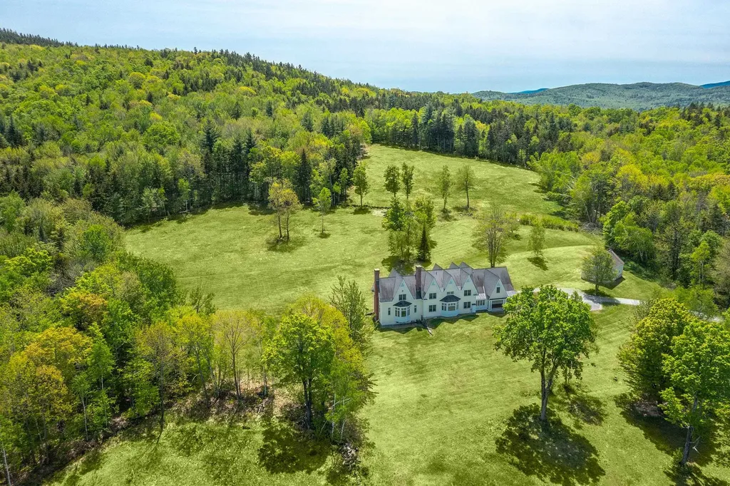 1702 North Puckerbrush Road Reading VT 05062
