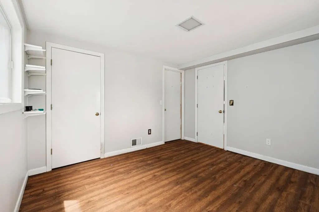 9 Tillinghast Road Sutton NH 03260