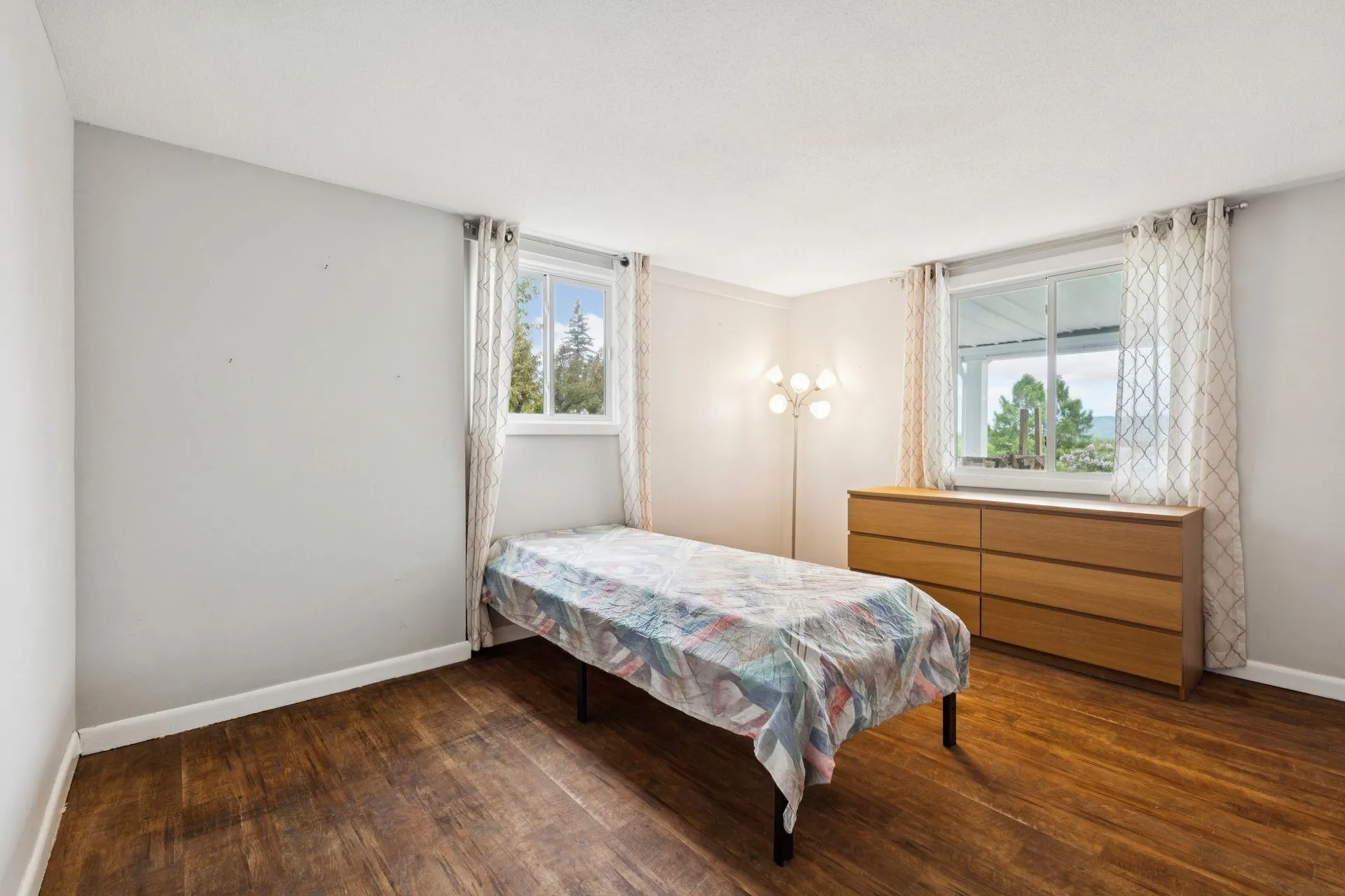 9 Tillinghast Road Sutton NH 03260