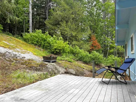 9 Tillinghast Road Sutton NH 03260
