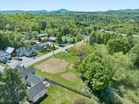 189B Howard Avenue Waterbury VT 05677