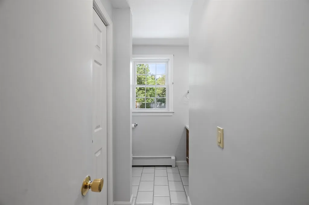 6 Patricia Avenue Exeter NH 03833