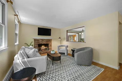 6 Patricia Avenue Exeter NH 03833