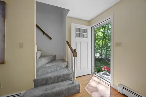 6 Patricia Avenue Exeter NH 03833