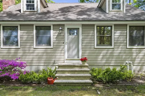 6 Patricia Avenue Exeter NH 03833