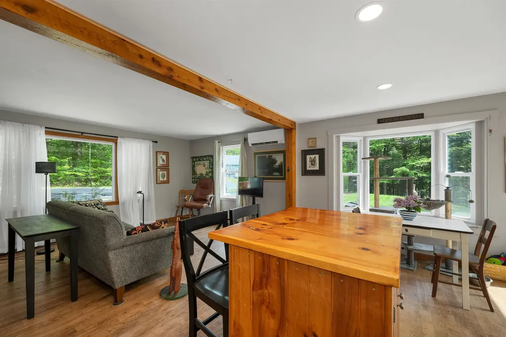 81 Ramblewood Circle Newbury NH 03255