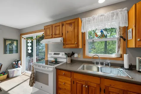 81 Ramblewood Circle Newbury NH 03255