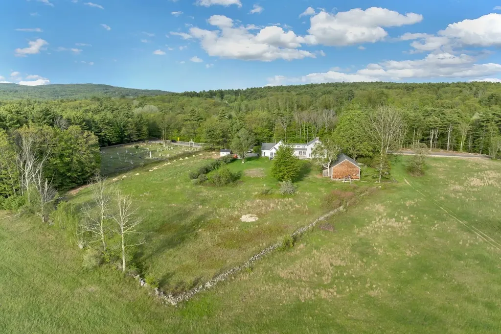 580 Pine Hill Road Wolfeboro NH 03894