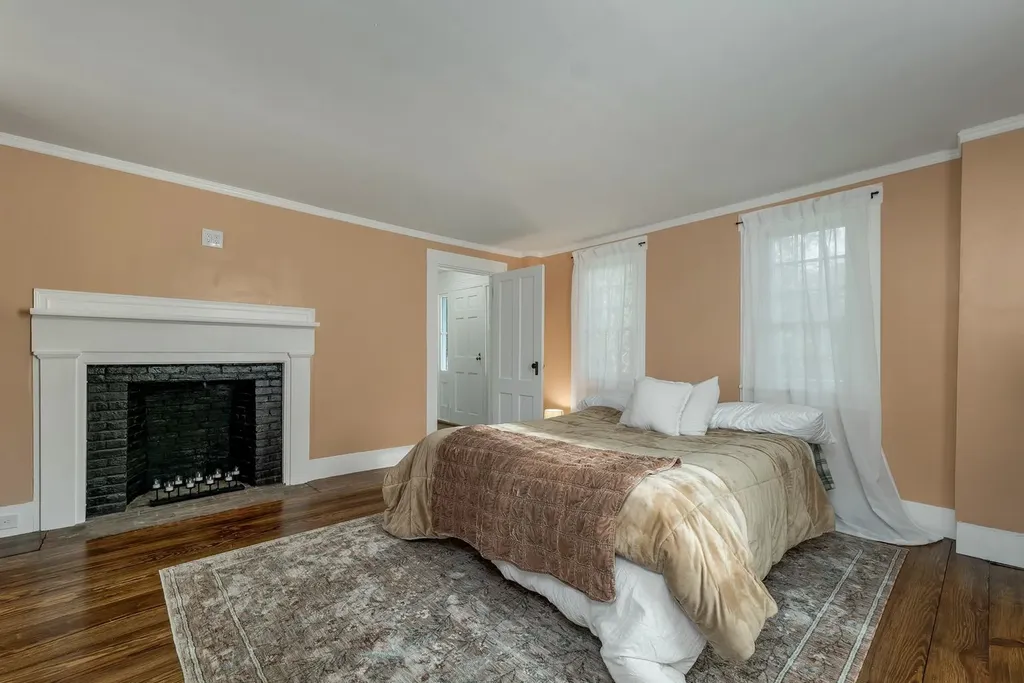580 Pine Hill Road Wolfeboro NH 03894
