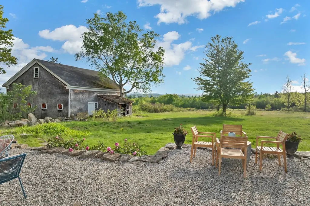 580 Pine Hill Road Wolfeboro NH 03894