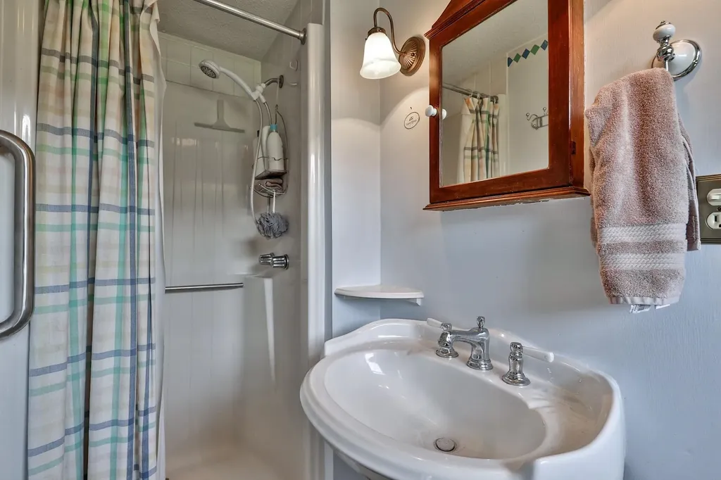 1319 Brandon Mountain Road Rochester VT 05767