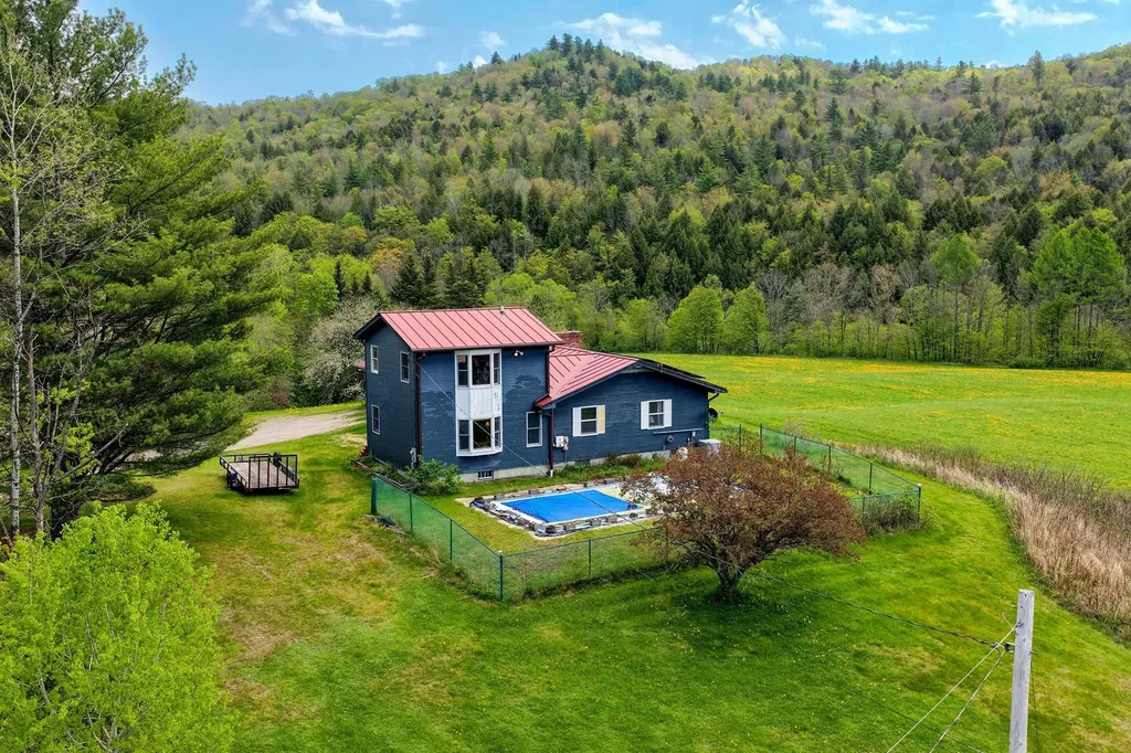 1319 Brandon Mountain Road Rochester VT 05767