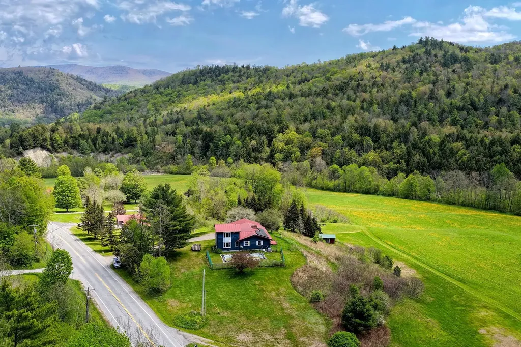 1319 Brandon Mountain Road Rochester VT 05767