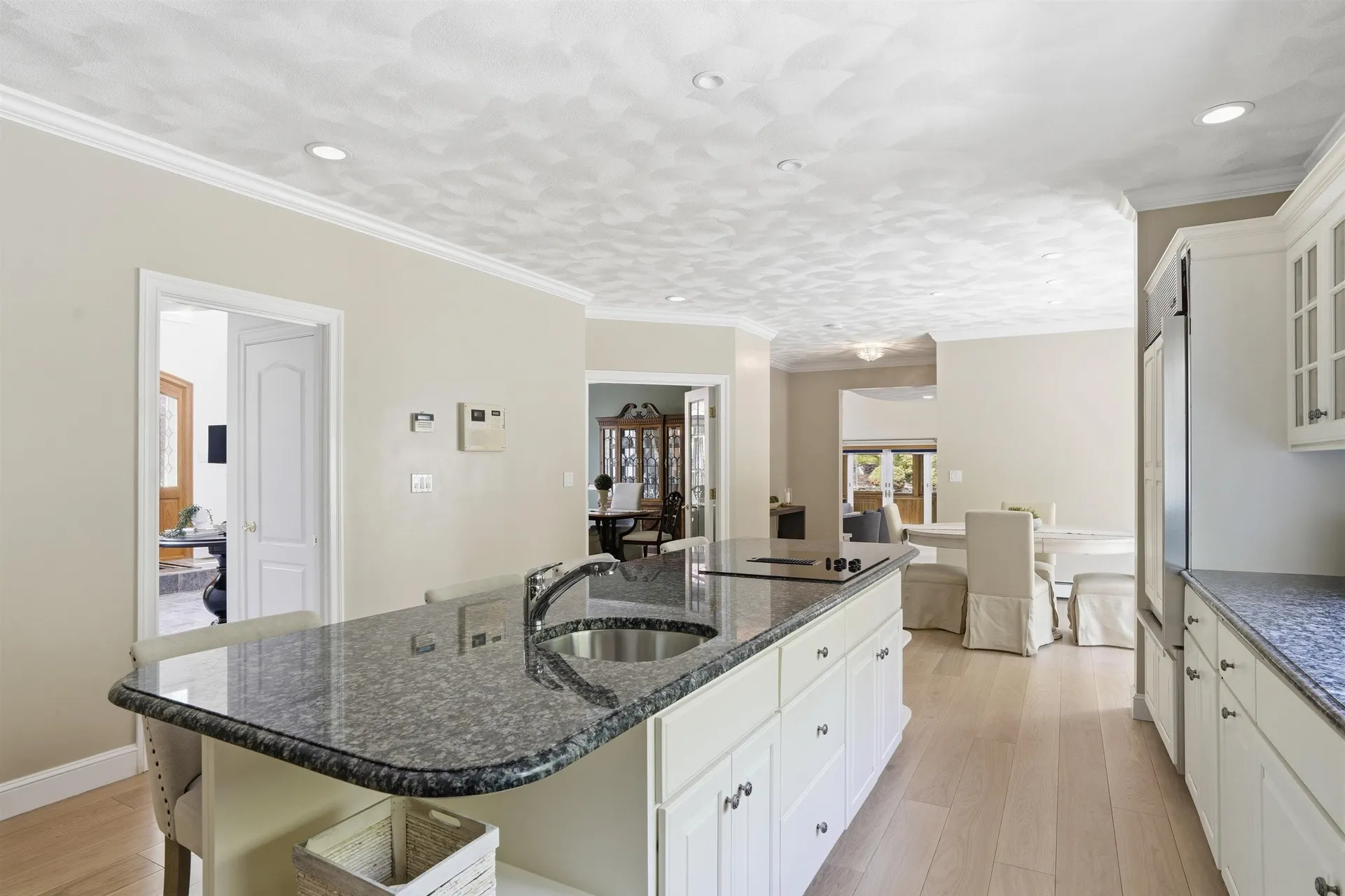 54 Sharon Road Windham NH 03087