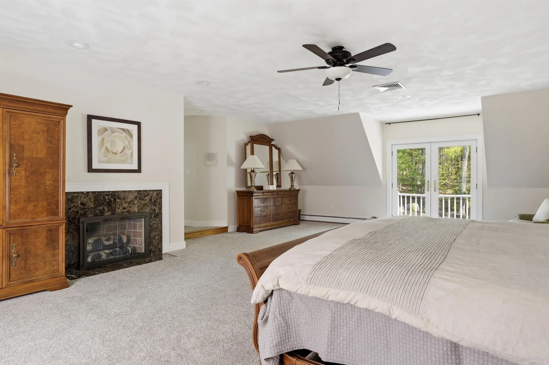54 Sharon Road Windham NH 03087