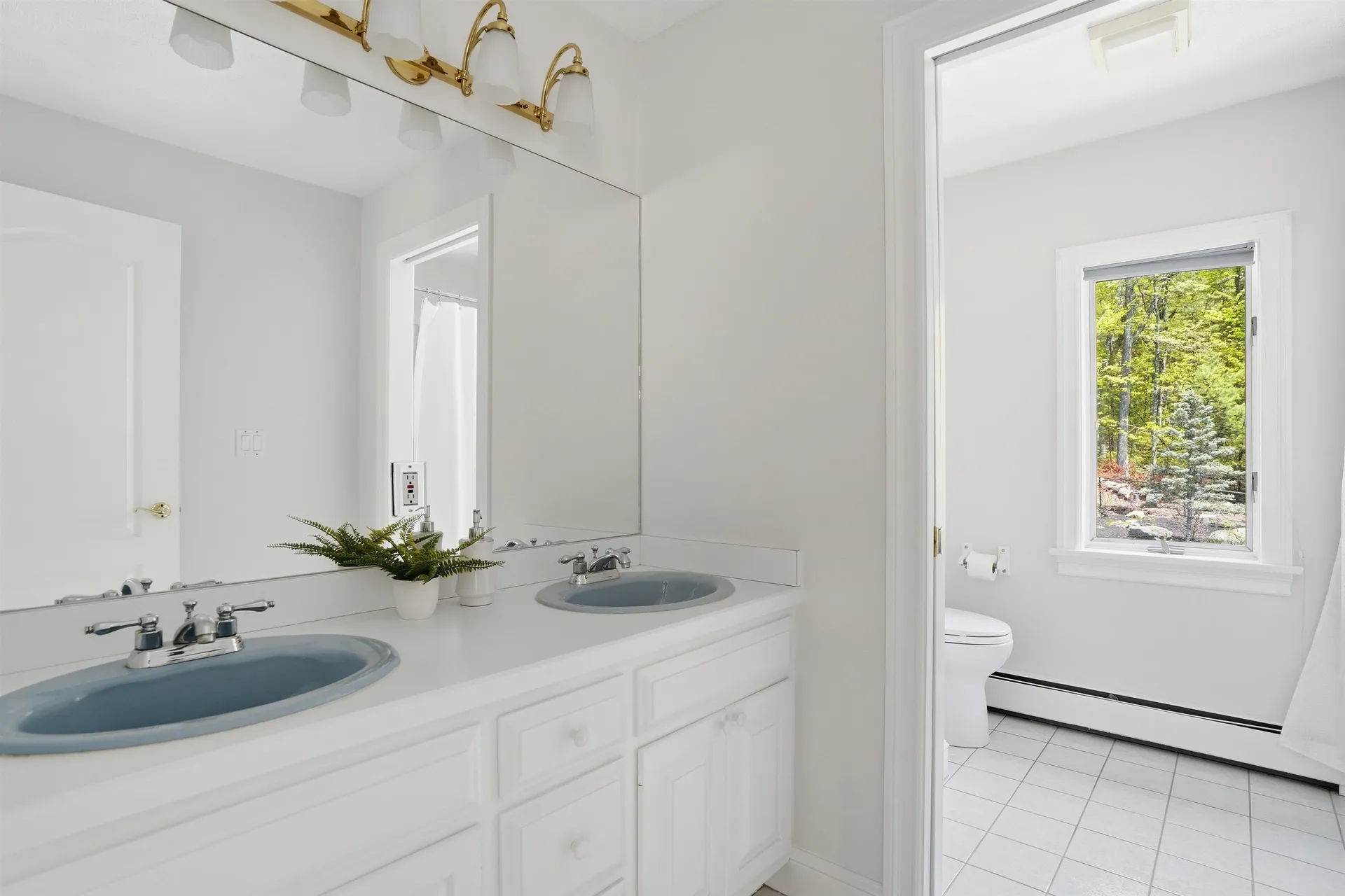 54 Sharon Road Windham NH 03087